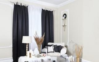 Svarta och vita gardiner: utmärkt kombination och harmoni i interiören (160 bilder) Vita gardiner med ett svart mönster